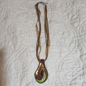 Artistic Swirl Pendant Necklace (N08)